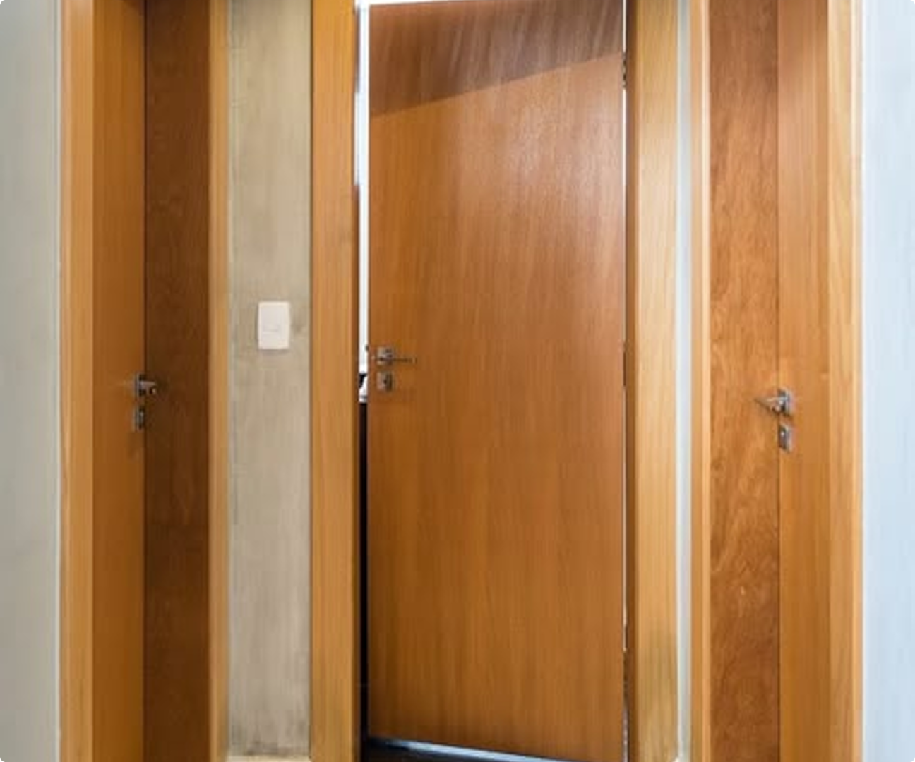 Conheça nossas soluções em madeiras - Portas